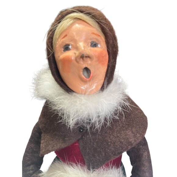 Vintage Paper Mache Old Lady Christmas Choir Singer 11.25 in H. - Picture 5 of 9